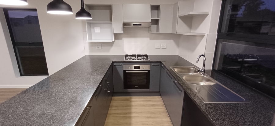 To Let 3 Bedroom Property for Rent in Jakarandas Western Cape